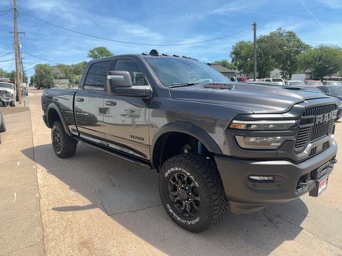 Used 2025 RAM 2500 Power Wagon AWD/4WD image 3