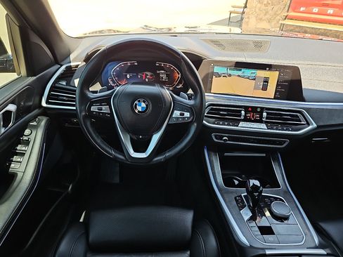 Used 2023 BMW X5 xDrive40i w/ Premium Package AWD/4WD image 8