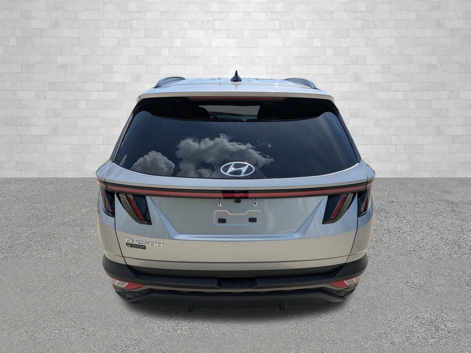 Certified 2024 Hyundai Tucson SEL w/ Convenience Package FWD image 3
