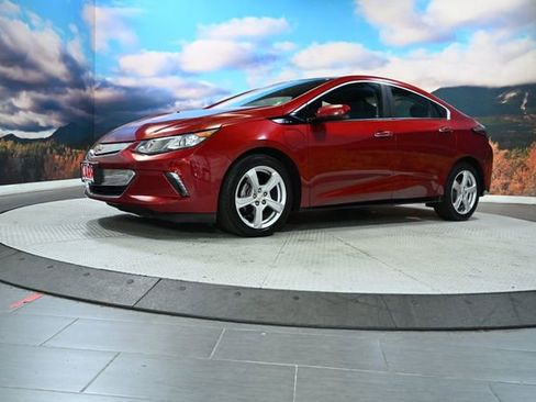 Used 2018 Chevrolet Volt LT w/ LT Driver Confidence Package image 3
