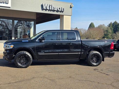 Used 2023 RAM 1500 Limited w/ Trailer Tow Group image 8