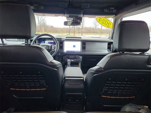 Certified 2024 Ford Bronco Badlands image 26