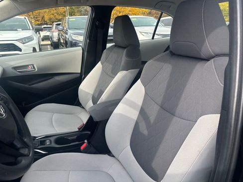 Used 2020 Toyota Corolla LE image 14