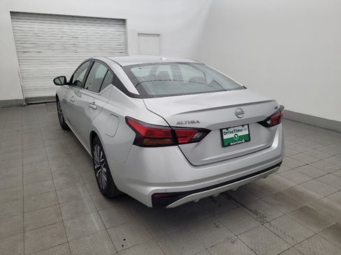 Used 2024 Nissan Altima 2.5 SV FWD image 5
