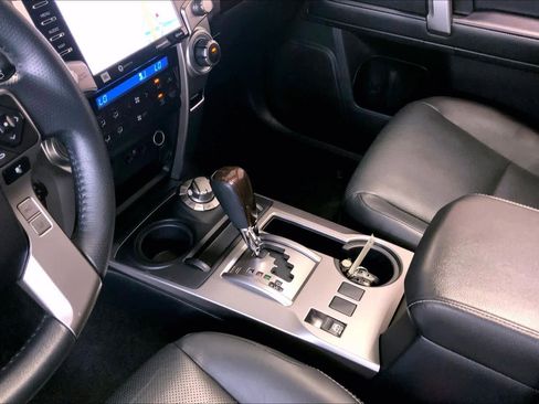 Used 2022 Toyota 4Runner Limited AWD/4WD image 16