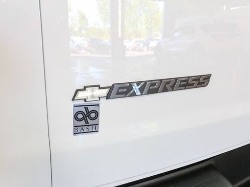 Used 2025 Chevrolet Express 2500 w/ Driver Convenience Package RWD image 9