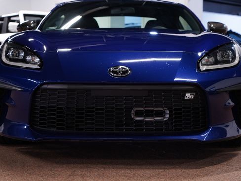Used 2022 Toyota GR86 image 10