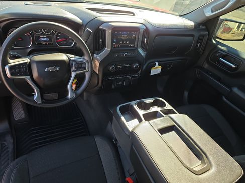 Used 2022 Chevrolet Silverado 1500 Custom Trail Boss w/ Safety Confidence Package image 15