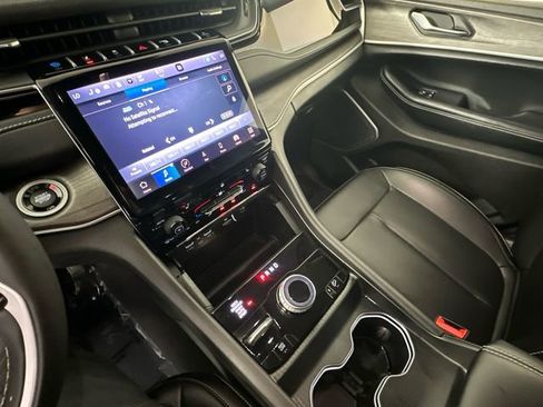 Certified 2024 Jeep Grand Cherokee Limited 4xe w/ Trailer Tow Package image 28