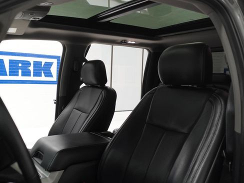 Used 2019 Ford F150 Lariat RWD image 6