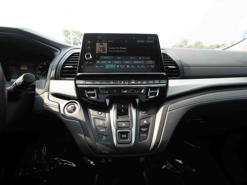 Used 2025 Honda Odyssey EX-L image 17