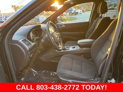 Used 2019 Jeep Grand Cherokee Laredo w/ 18" Wheel & 8.4" Radio Group image 7