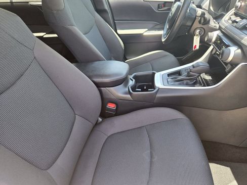 Used 2025 Toyota RAV4 LE FWD image 19