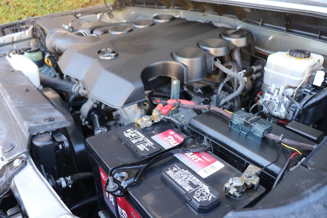 Used 2010 Toyota FJ Cruiser 4WD w/ Convenience Pkg image 13