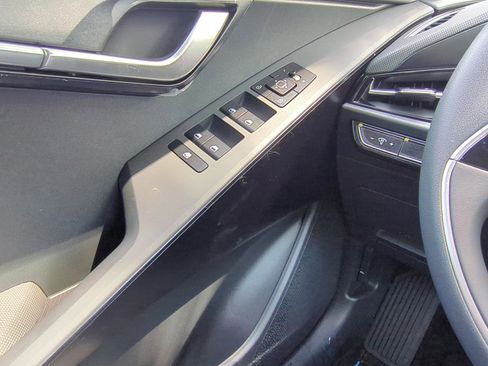New 2026 Kia Niro LX FWD image 21
