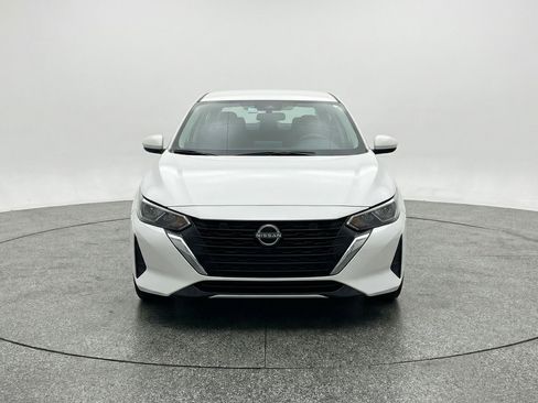 Used 2025 Nissan Sentra SV image 2