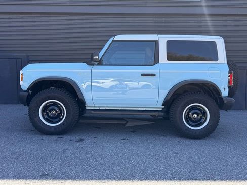 Used 2024 Ford Bronco Heritage Edition image 2