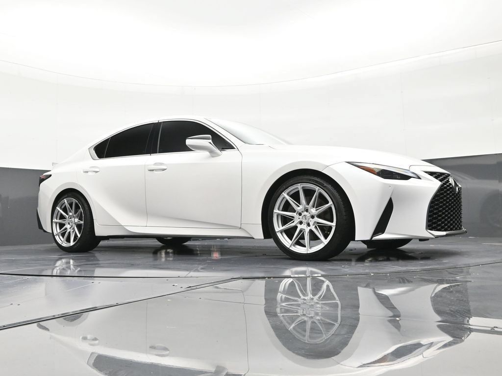 Used 2023 Lexus IS 300 w/ Comfort Package RWD image 26