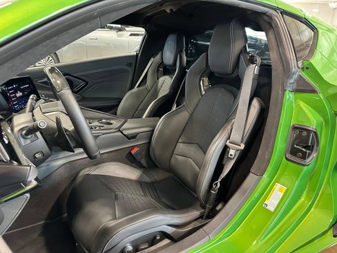 Used 2026 Chevrolet Corvette Z06 RWD image 17