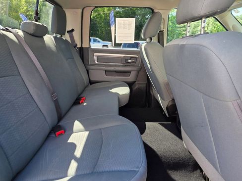 Used 2019 RAM 1500 Classic SLT AWD/4WD image 18