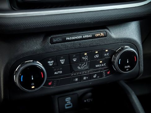 Used 2022 Ford Bronco Sport Outer Banks w/ Tech Package image 24