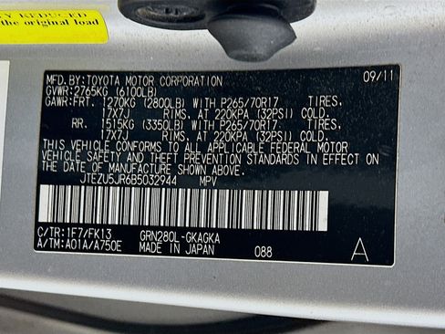 Used 2011 Toyota 4Runner SR5 image 12