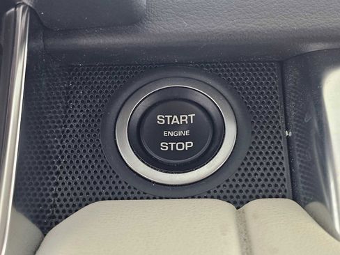 Used 2022 Land Rover Range Rover Sport HSE Silver Edition image 29