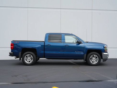 Used 2018 Chevrolet Silverado 1500 LT w/ All Star Edition AWD/4WD image 2