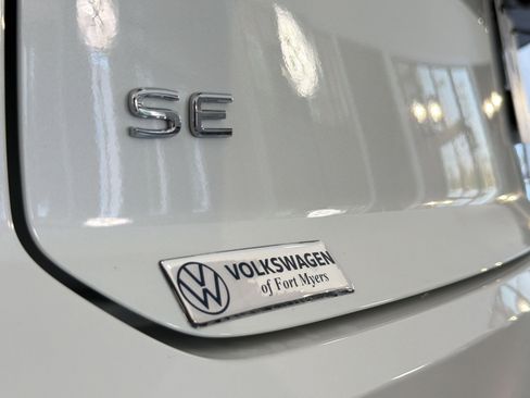 New 2026 Volkswagen Atlas Cross Sport SE AWD/4WD image 33