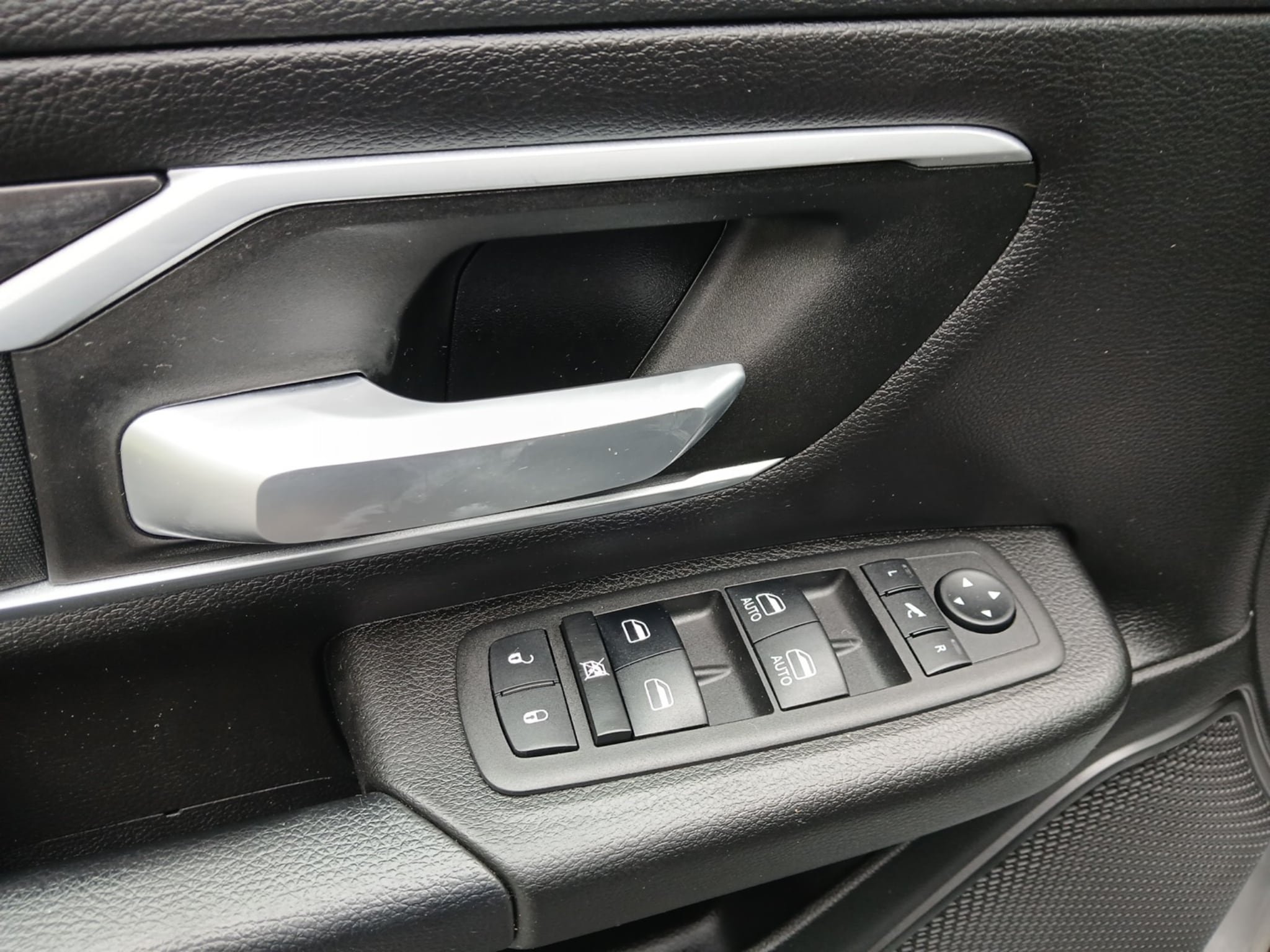 Used 2023 RAM 1500 Big Horn RWD image 39