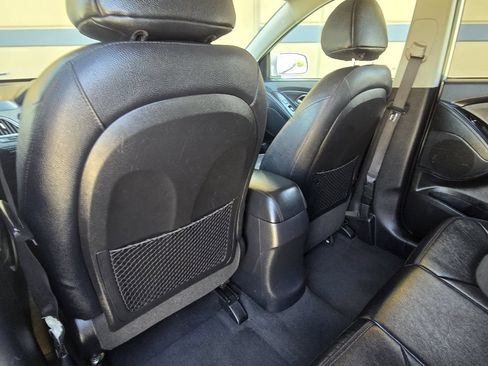 Used 2013 Hyundai Tucson GLS AWD/4WD image 18
