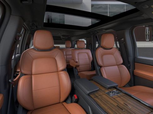 New 2023 Lincoln Navigator L Reserve image 10