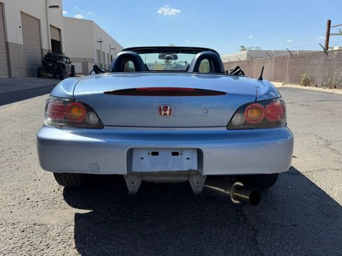 Used 2004 Honda S2000 image 8