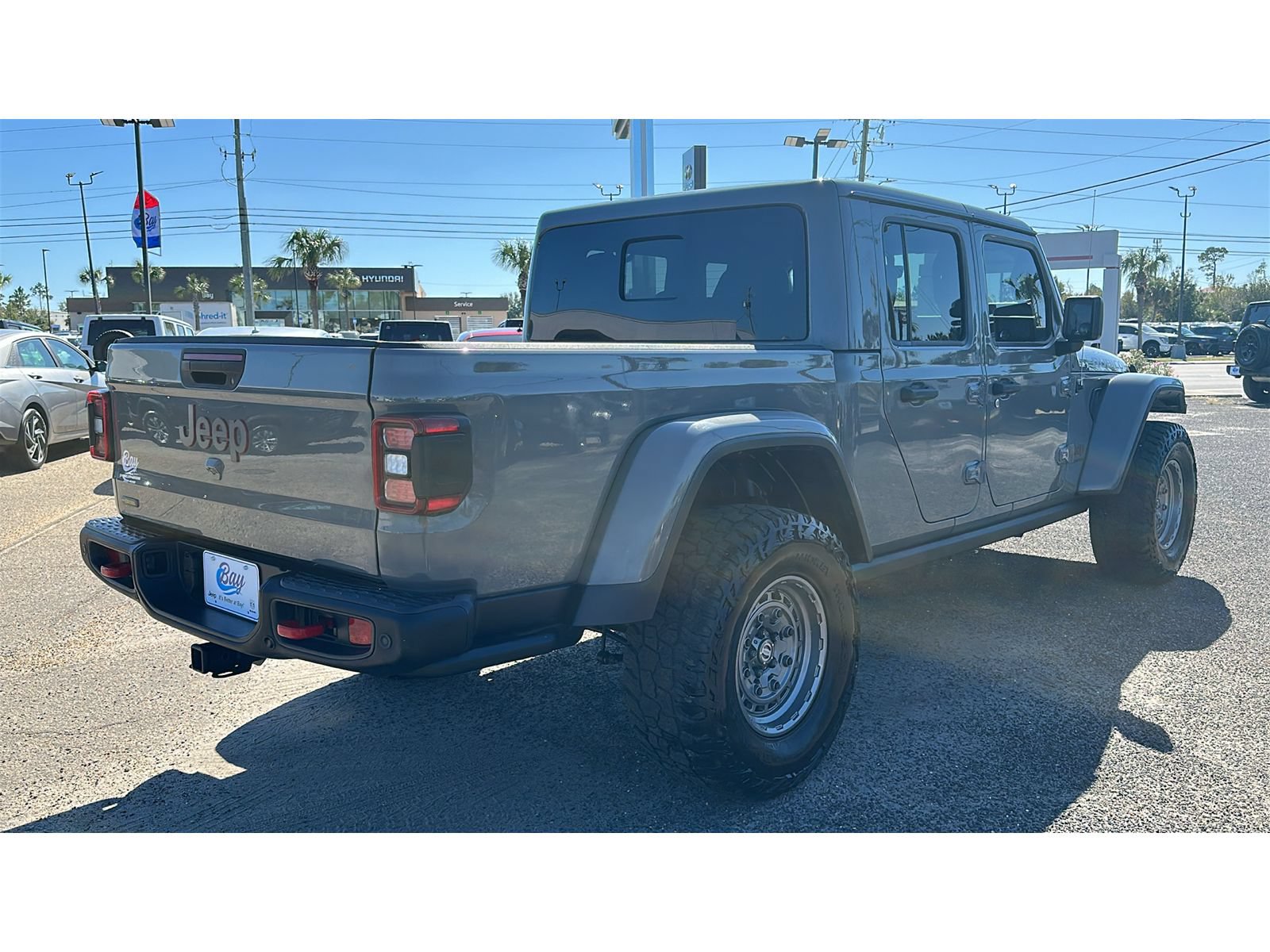 Used 2021 Jeep Gladiator Rubicon AWD/4WD image 6