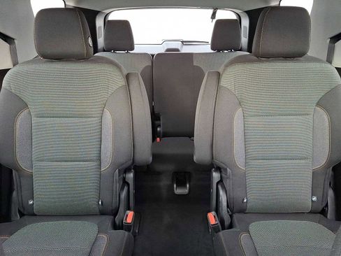 Certified 2018 Chevrolet Traverse LT image 14