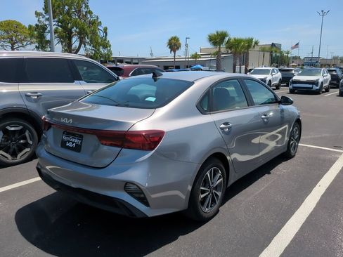 Certified 2024 Kia Forte LXS FWD image 11