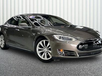Used 2015 Tesla Model S 70D
