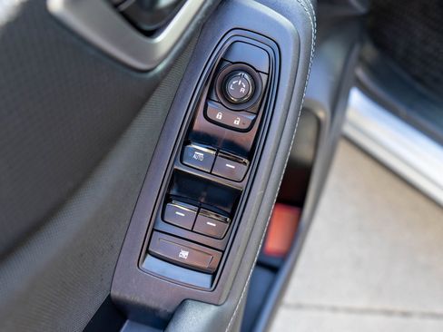 Used 2021 Subaru Forester image 16