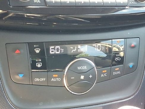 Used 2018 Nissan Sentra SR FWD image 15
