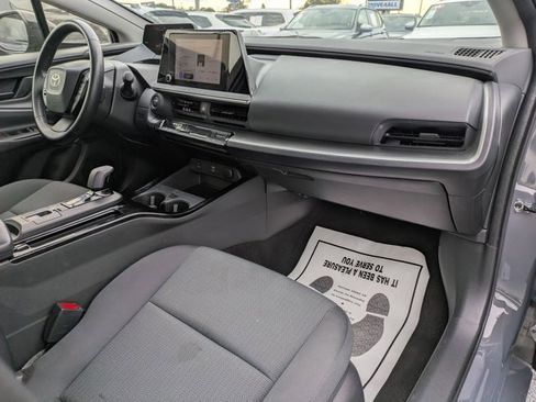 Used 2024 Toyota Prius LE image 26