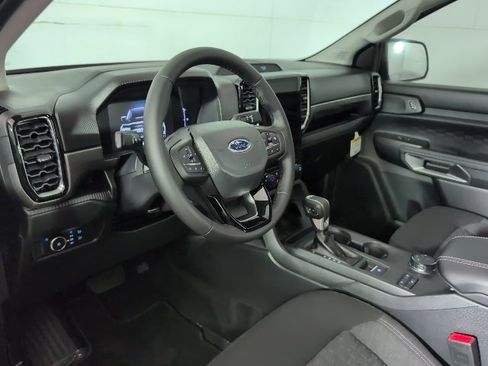 New 2025 Ford Ranger XLT w/ Chrome Accent Package image 8