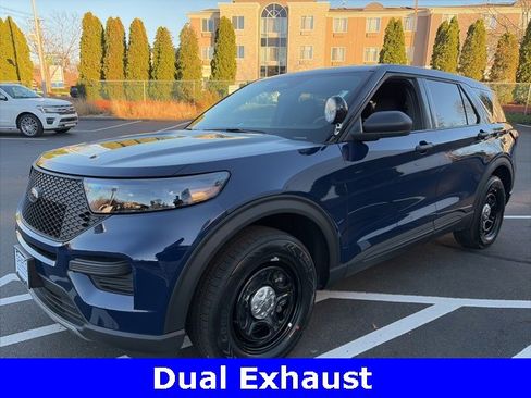 Used 2025 Ford Explorer 4WD Police Interceptor image 3