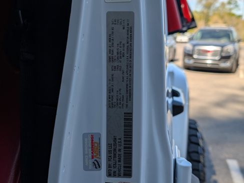 Used 2021 Jeep Gladiator Rubicon image 35