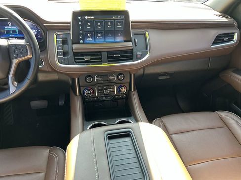 Used 2024 Chevrolet Tahoe High Country w/ Advanced Technology Package image 4