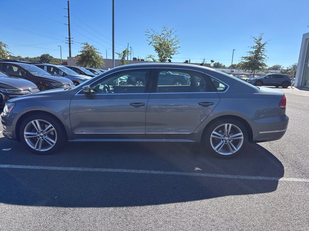 Used 2014 Volkswagen Passat TDI SEL Premium FWD image 6