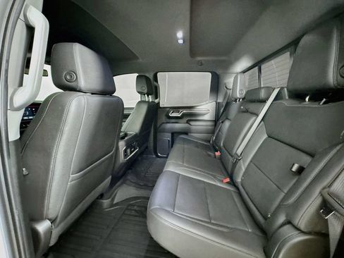 Used 2024 GMC Sierra 1500 SLT w/ SLT Premium Plus Package AWD/4WD image 25