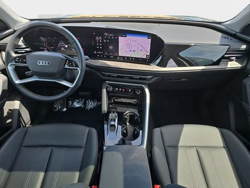 Used 2025 Audi Q5 Premium w/ Convenience Package AWD/4WD image 10