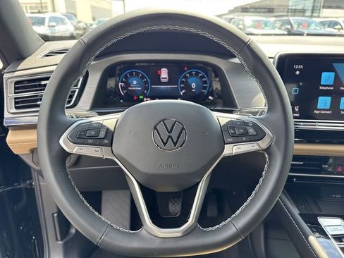 New 2026 Volkswagen Atlas Cross Sport SE image 16