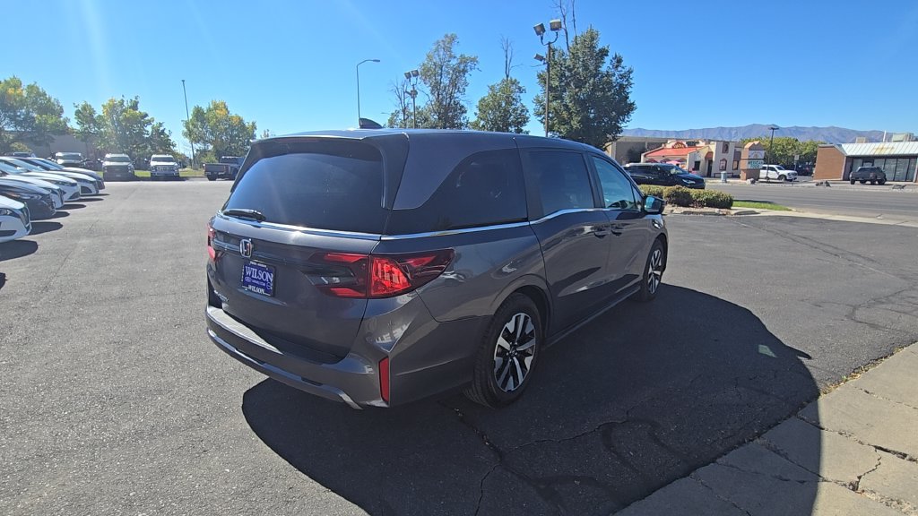 Used 2025 Honda Odyssey EX-L image 5