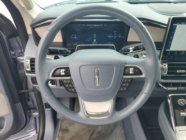 Used 2023 Lincoln Navigator L Black Label AWD/4WD image 17